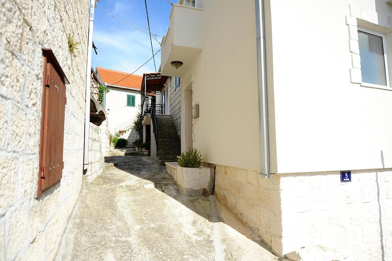 Apartments Rejo Donji Okrug  Екстер'єр фото