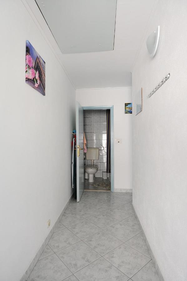 Apartments Rejo Donji Okrug  Екстер'єр фото